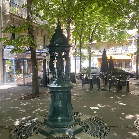 De Charme Sur Place Arboree 100m2 Lejlighed Paris